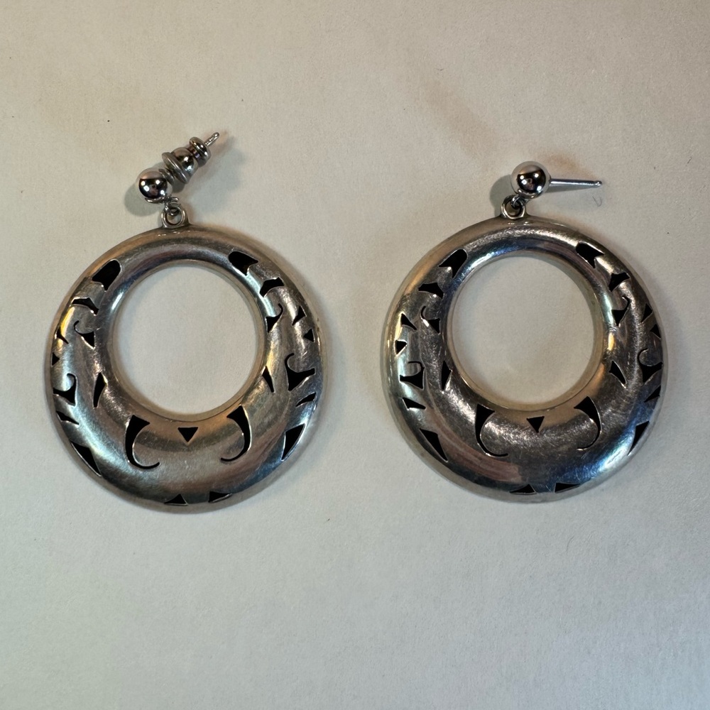 Vintage Sterling Silver Mexican Shadow Cut Hoop Earrings on Post, NO BACKING